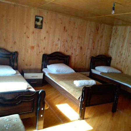 Guest House Anisa Birkiani Exteriér fotografie